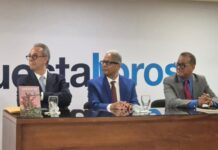 Poeta Plinio Chahín pone en circulación dos nuevos libros sobre crítica y literatura dominicana